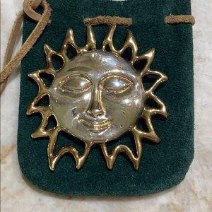 Vintage sun face pin/pendant